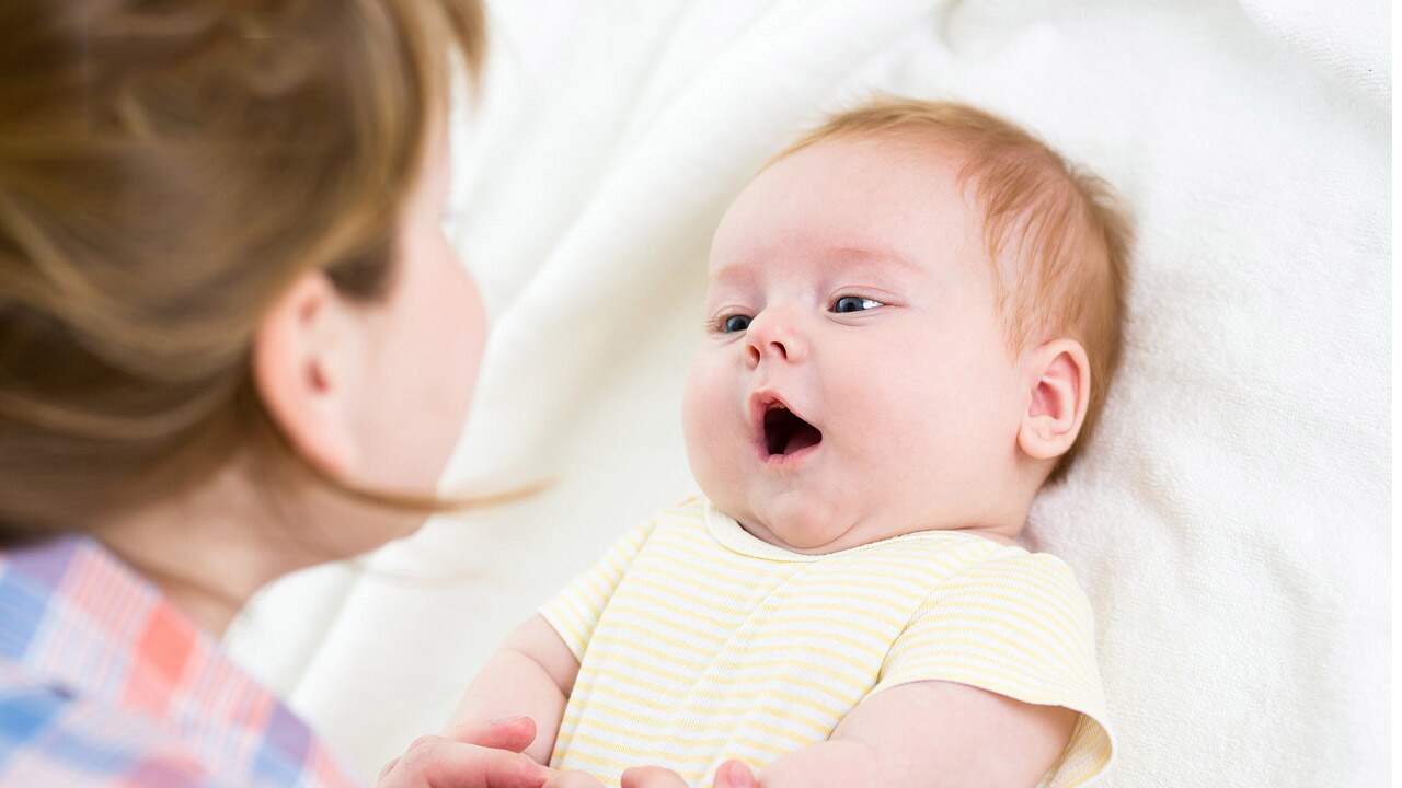 first-word-of-the-baby-copy Como estimular meu bebê a falar?