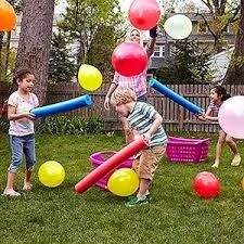espaguete-balões Brincadeiras com balões para fazer com crianças pequenas