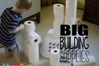 torre-de-papel-higiênico-410x273 8 brincadeiras para crianças de 1-3 anos